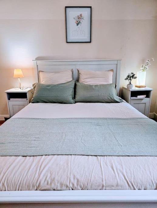 Oasis Parfumee 4 Couchages Au Coeur De Grasse Wifi Apartment Bagian luar foto