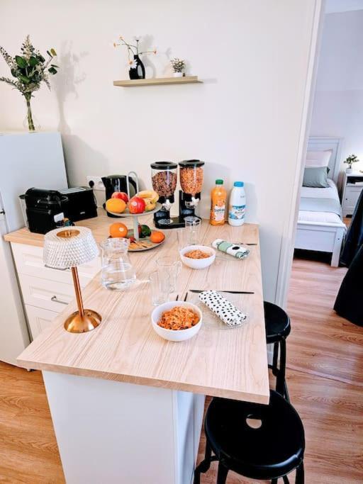 Oasis Parfumee 4 Couchages Au Coeur De Grasse Wifi Apartment Bagian luar foto