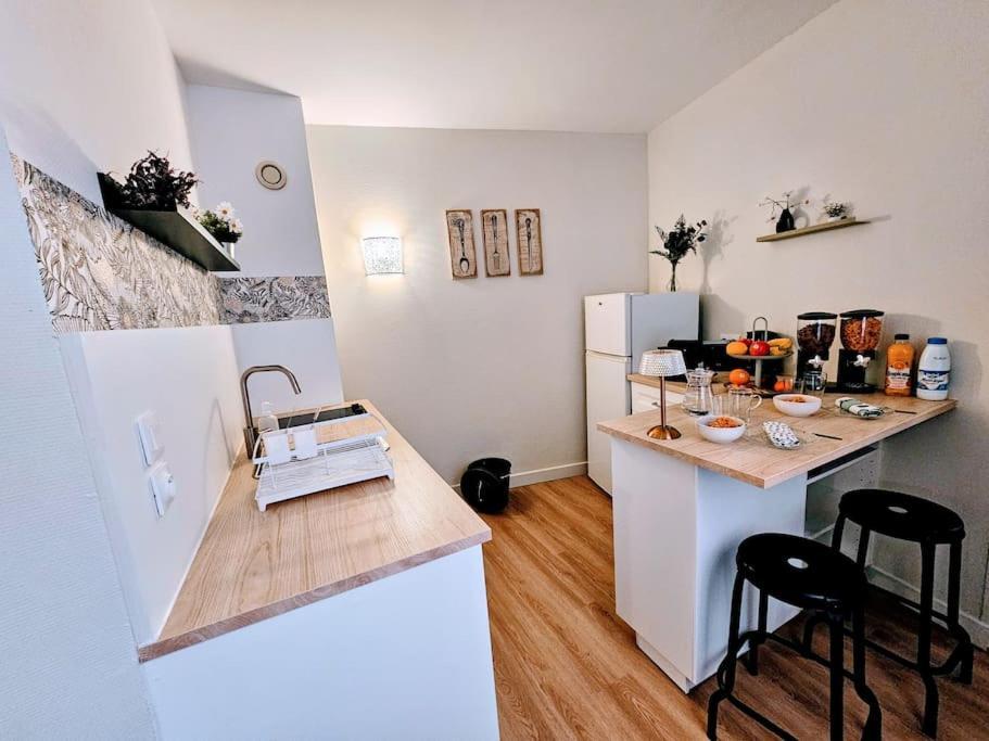 Oasis Parfumee 4 Couchages Au Coeur De Grasse Wifi Apartment Bagian luar foto