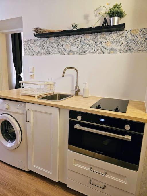 Oasis Parfumee 4 Couchages Au Coeur De Grasse Wifi Apartment Bagian luar foto